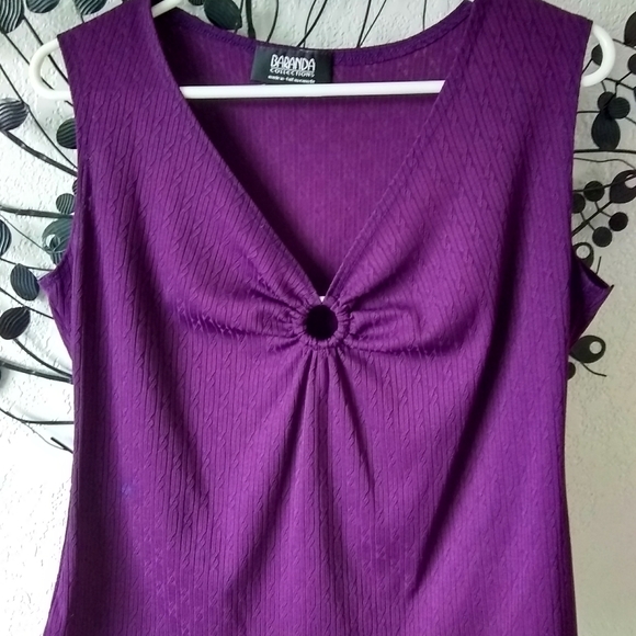 Top - Picture 3 of 4